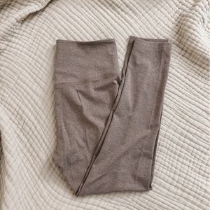 M Girlfriend Collective Float Ultralight legging 23 3/4"